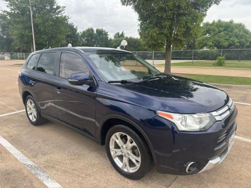 2015 Mitsubishi Outlander SE