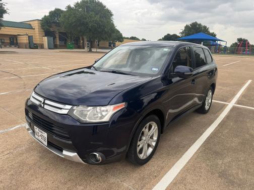 2015 Mitsubishi Outlander SE