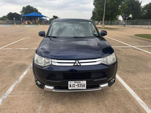 2015 Mitsubishi Outlander SE