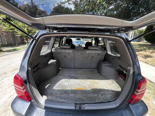 2003 Toyota Highlander Base