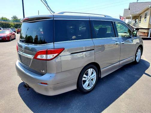 2013 Nissan Quest LE