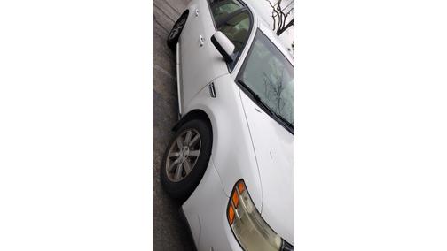 White 2008 Ford Taurus SEL