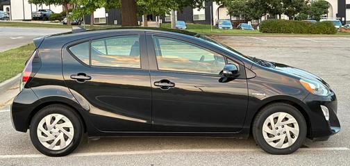 Black 2016 Toyota Prius c One