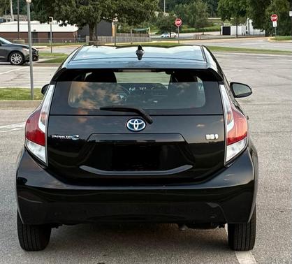 Black 2016 Toyota Prius c One