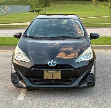 Black 2016 Toyota Prius c One
