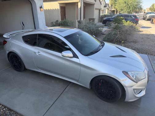 2013 Hyundai Genesis Coupe 3.8 Track