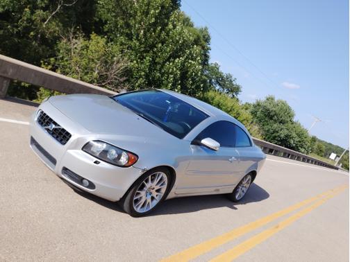 Silver 2007 Volvo C70 Base