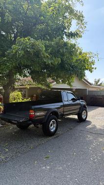 Black 2004 Toyota Tacoma PreRunner Xtracab