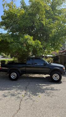 Black 2004 Toyota Tacoma PreRunner Xtracab