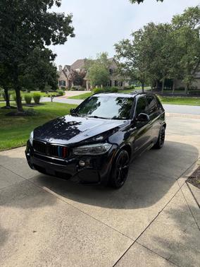 Black 2018 BMW X5 xDrive50i