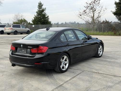 2013 BMW 328 i