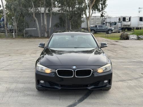 2013 BMW 328 i