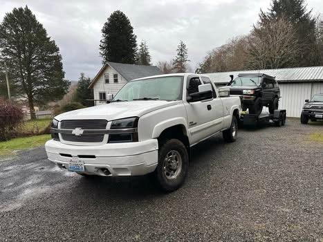 2004 Chevrolet Silverado 2500 LS H/D Extended Cab