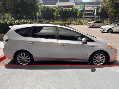Silver 2013 Toyota Prius v Five