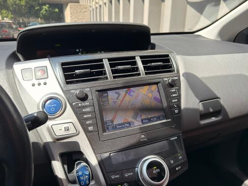 Silver 2013 Toyota Prius v Five