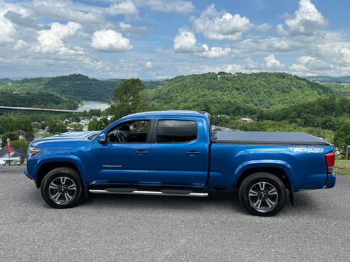 2016 Toyota Tacoma TRD Sport