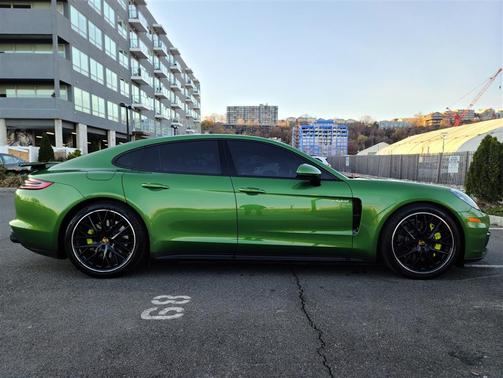 2018 Porsche Panamera Panamera 4 E-Hybrid