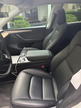 White 2023 Tesla Model Y Long Range