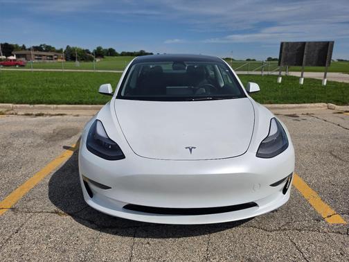 White 2023 Tesla Model 3 Base