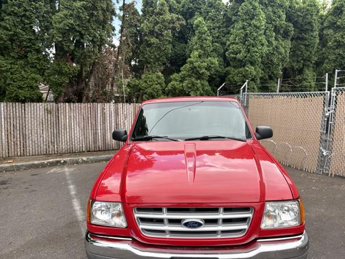 Red 2003 Ford Ranger XLT SuperCab