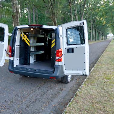 2018 Mercedes-Benz Metris Base