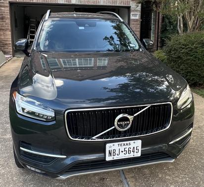 2017 Volvo XC90 T6 Momentum