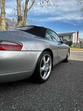 2001 Porsche 911 Carrera Cabriolet