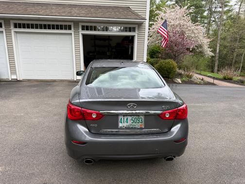 Silver 2015 INFINITI Q50 Premium