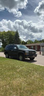 Black 2004 Chevrolet Tahoe Z71
