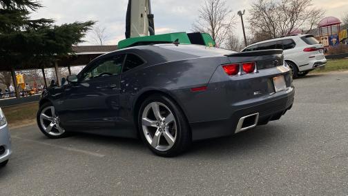Photo 3 of 10 of 2011 Chevrolet Camaro 2LT