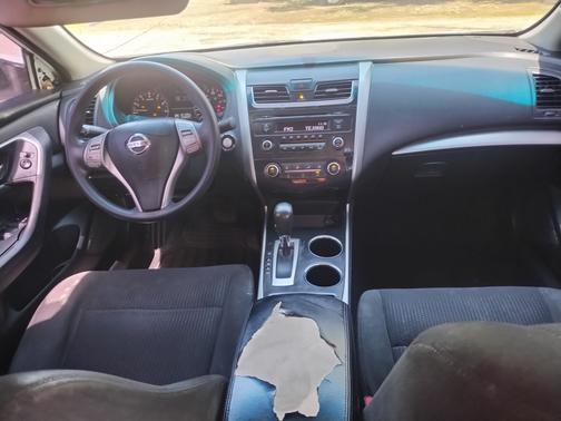 White 2015 Nissan Altima 2.5 S