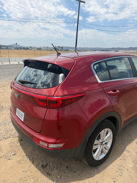 Red 2018 Kia Sportage LX