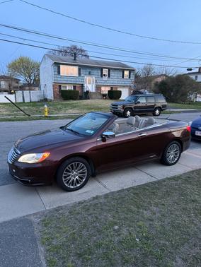 2012 Chrysler 200 Limited