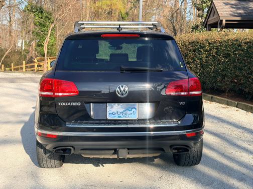 2017 Volkswagen Touareg V6 Wolfsburg Edition