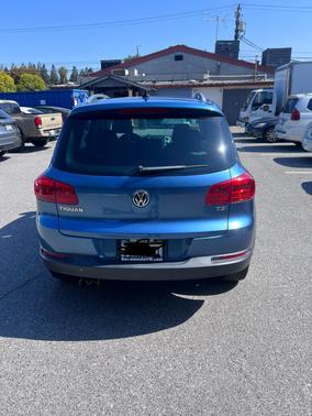2017 Volkswagen Tiguan 2.0T Wolfsburg Edition