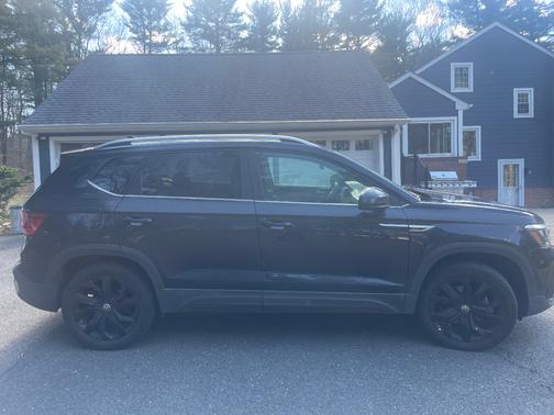 2022 Volkswagen Taos 1.5T SE