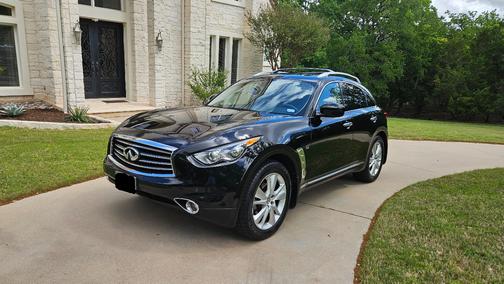 Black 2015 INFINITI QX70 Base