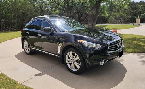 Black 2015 INFINITI QX70 Base