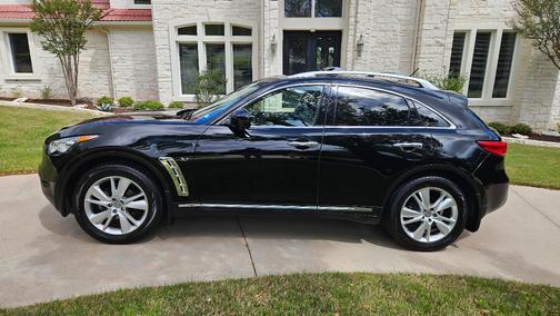 Black 2015 INFINITI QX70 Base