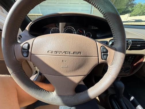 2000 Chrysler Cirrus LXi