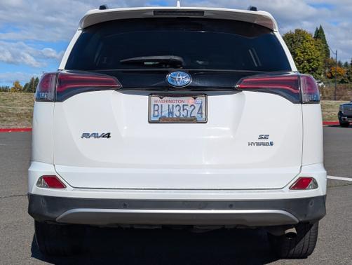 2018 Toyota RAV4 Hybrid SE