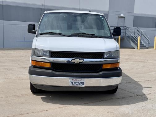 White 2014 Chevrolet Express 1500 LT