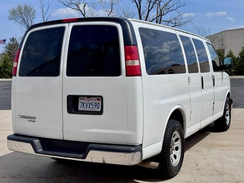 White 2014 Chevrolet Express 1500 LT