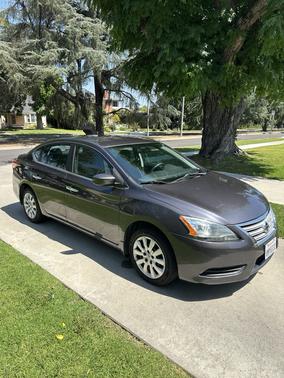 Gray 2014 Nissan Sentra SV