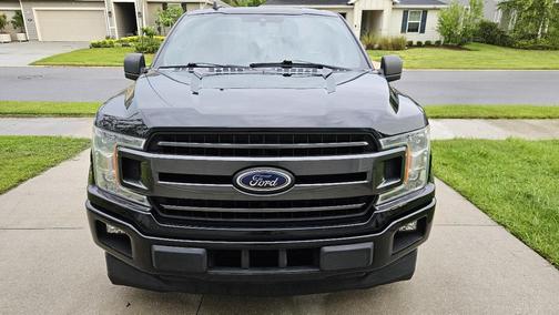 Black 2019 Ford F-150 XLT