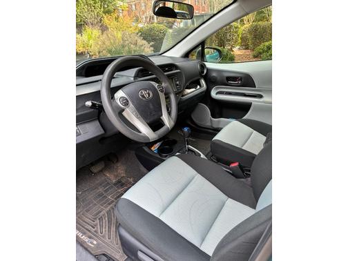 2014 Toyota Prius c Two