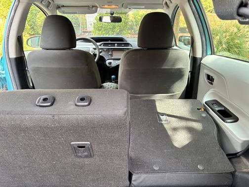 2014 Toyota Prius c Two