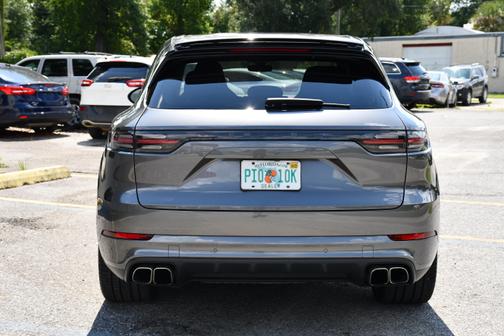 2020 Porsche Cayenne Cayenne Turbo