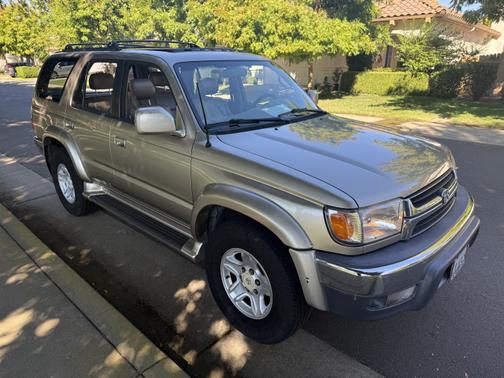 2001 Toyota 4Runner SR5