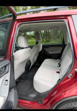 Red 2015 Subaru Forester 2.5i